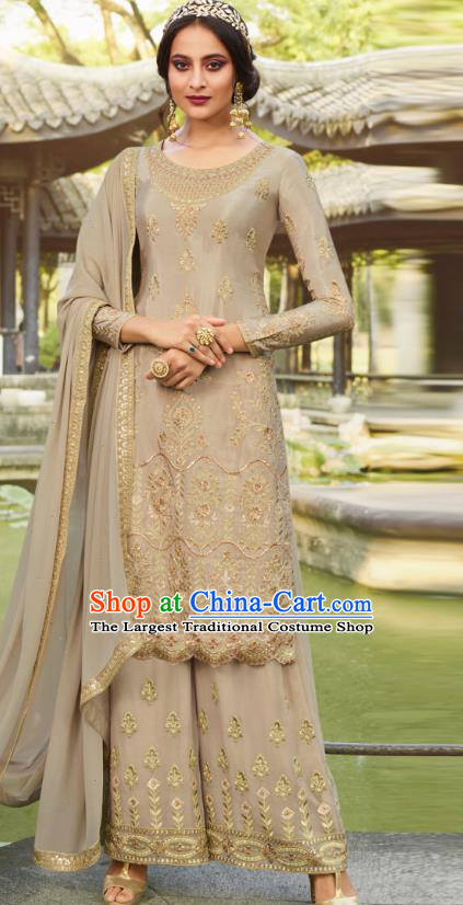 Asian India National Punjab Costumes Asia Indian Traditional Embroidered Gray Dress Sari and Loose Pants for Women