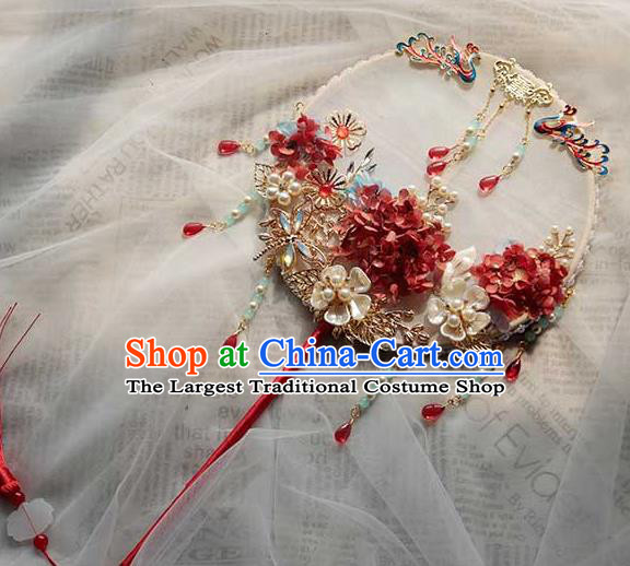 China Classical Dance Shell Plum Circular Fan Handmade Wedding Palace Fan Traditional Bride Red Hydrangea Silk Fan