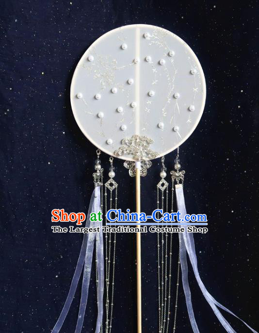 China Handmade Beads Palace Fan Traditional Hanfu White Ribbon Circular Fan Classical Princess Wedding Fan