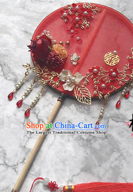 China Traditional Red Silk Hanfu Fan Bride Palace Fan Handmade Wedding Rose Circular Fan