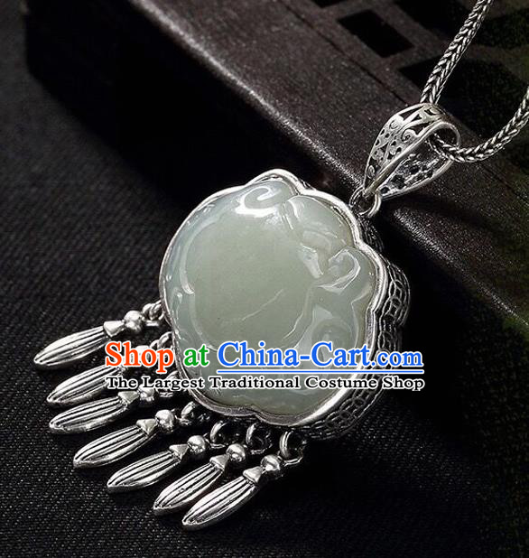 Handmade China Cheongsam Pendant Accessories Silver Longevity Lock Classical Jade Necklace Jewelry