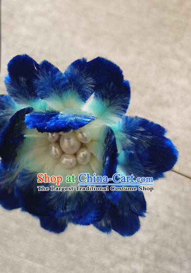 Handmade China Traditional Cheongsam Pearls Accessories Classical Blue Velvet Peony Brooch