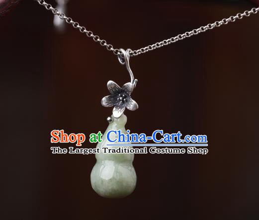 China Classical Cheongsam Silver Necklace Pendant Traditional Jade Gourd Necklet Accessories