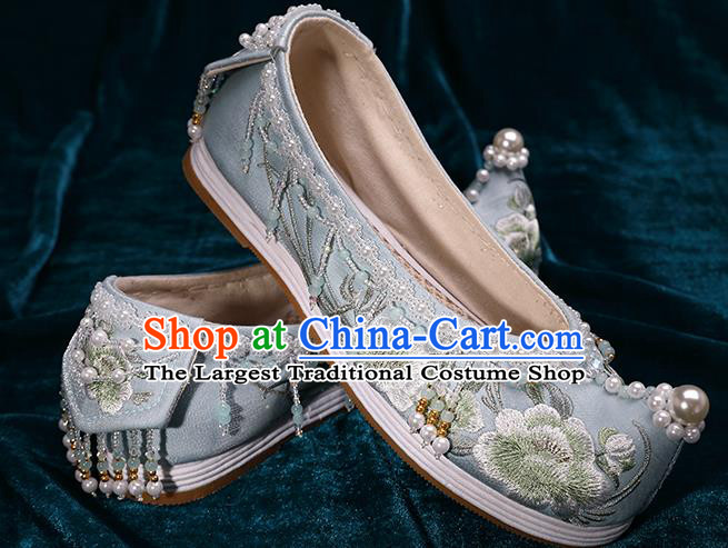 Chinese Hanfu Pearls Shoes Traditional Embroidered Peony Shoes Handmade Blue Satin Shoes