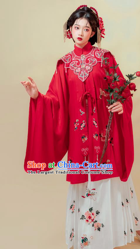 China Traditional Ming Dynasty Historical Costumes Ancient Noble Woman Embroidered Hanfu Clothing