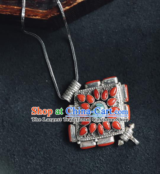 Chinese National Silver Carving Necklace Handmade Ethnic Necklet Accessories Classical Agate Jewelry