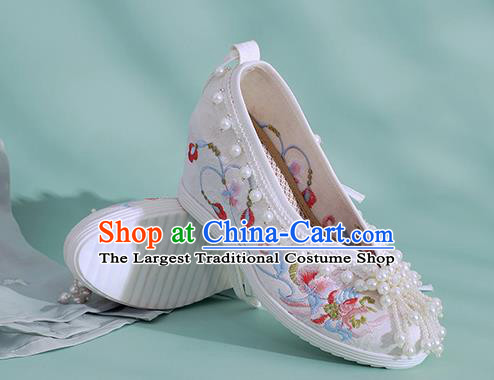 China Traditional National Wedding White Cloth Shoes Embroidered Phoenix Shoes Classical Beads Shoes