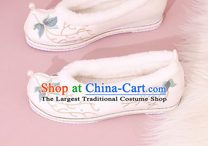 China Traditional Hanfu Shoes Embroidered Shoes White Cloth Shoes National Winter Shoes