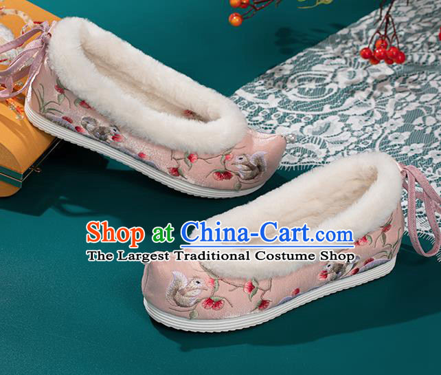 China Embroidered Squirrel Shoes Pink Cloth Shoes National Winter Shoes Traditional Hanfu Princess Shoes