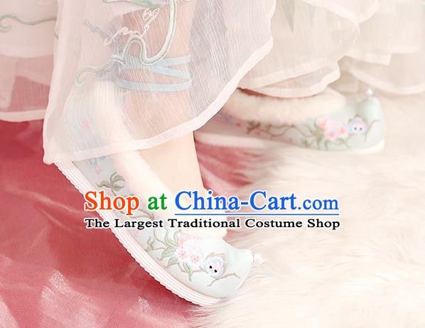 China National Winter Shoes Traditional Hanfu Princess Shoes Light Green Cloth Shoes Embroidered Peach Flowers Shoes