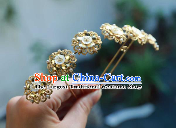 Chinese Ancient Tang Dynasty Golden Hair Stick Handmade Hair Accessories Traditional Shell Plum Blossom Hairpin