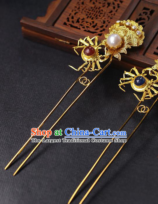 China Ancient Empress Gems Hairpin Traditional Ming Dynasty Golden Crab Hair Stick