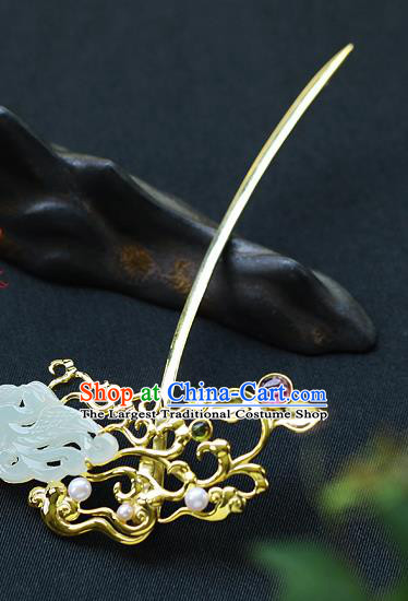 China Ancient Empress Jade Hair Jewelry Traditional Ming Dynasty Queen Golden Hairpin