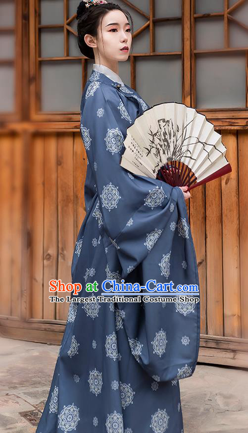 China Traditional Ming Dynasty Royal Prince Historical Clothing Ancient Scholar Navy Hanfu Robe