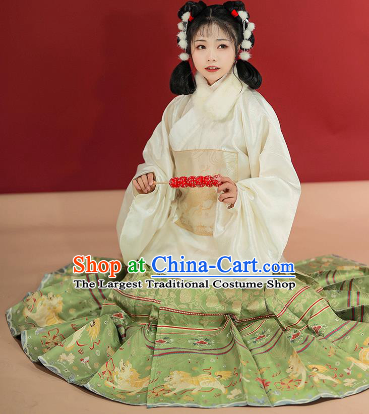 Traditional China Ming Dynasty Patrician Lady Historical Costumes Ancient Royal Princess Hanfu Clothing