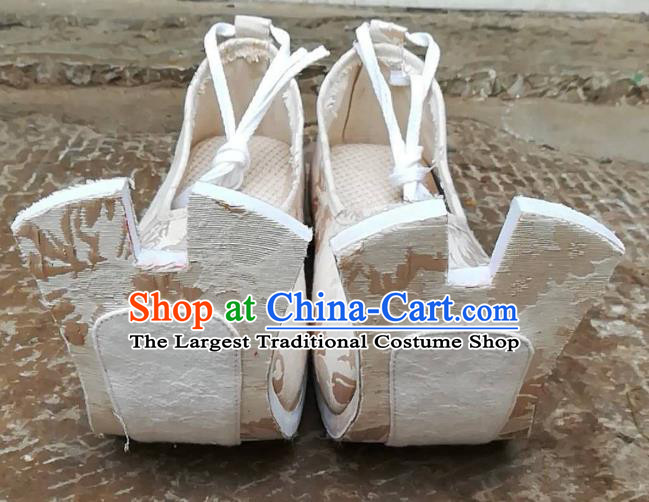 China Traditional Han Dynasty Princess Shoes Classical Wedding Shoes Light Golden Brocade Shoes