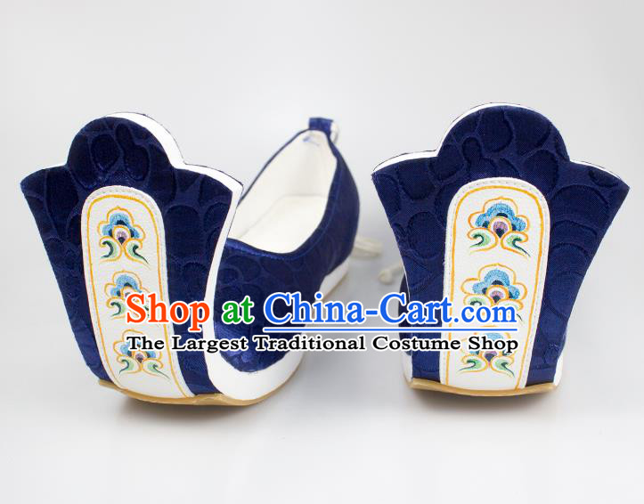 China Traditional Hanfu Shoes Tang Dynasty Princess Shoes Classical Wedding Royalblue Brocade Shoes