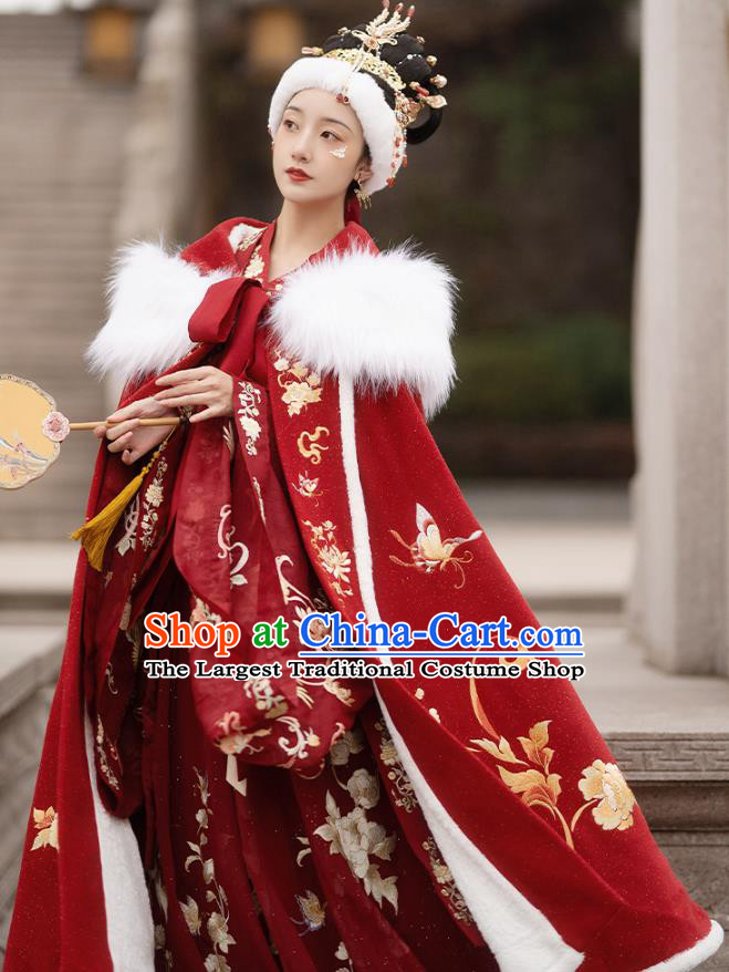 Traditional China Ancient Ming Dynasty Princess Clothing Winter Embroidered Butterfly Red Woolen Cape Outer Garment