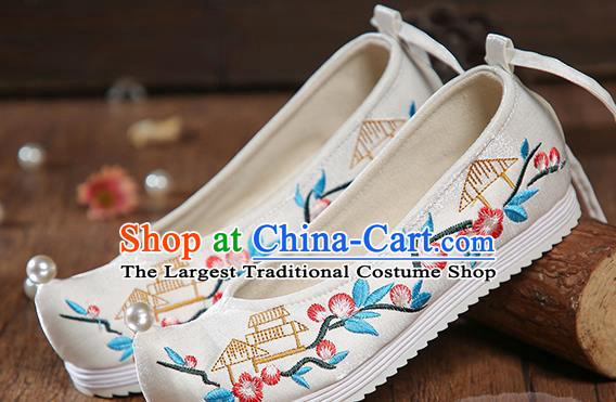 China Embroidered White Satin Shoes Ancient Princess Shoes Traditional Hanfu Pearl Shoes