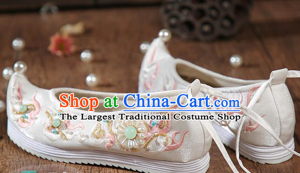 China Ancient Princess Shoes Traditional Ming Dynasty Hanfu Shoes Embroidered White Satin Shoes