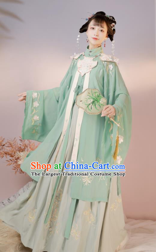 China Traditional Ming Dynasty Noble Lady Historical Clothing Ancient Young Beauty Green Hanfu Dress Costumes