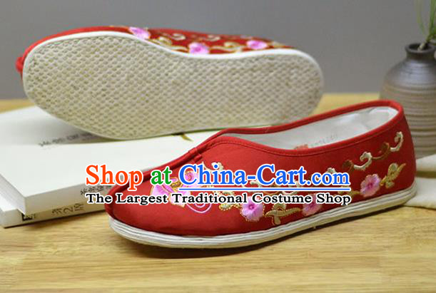 China National Embroidered Plum Shoes Traditional Wedding Shoes Red Cloth Shoes