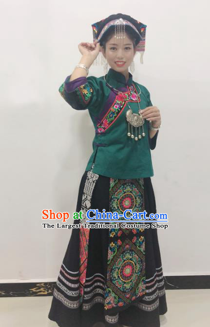 Chinese Yunnan Hmong Ethnic Woman Folk Dance Costume Miao Nationality Dress Minority Stage Show Clothing and Tassel Hat