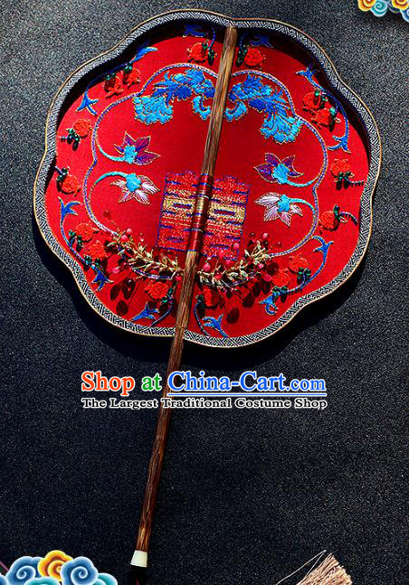 China Handmade Bride Palace Fan Traditional Dance Fan Wedding Red Silk Pomegranate Fan