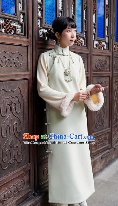 China Traditional Young Lady Light Green Woolen Cheongsam National Winter Wide Sleeve Qipao Dress Clothing