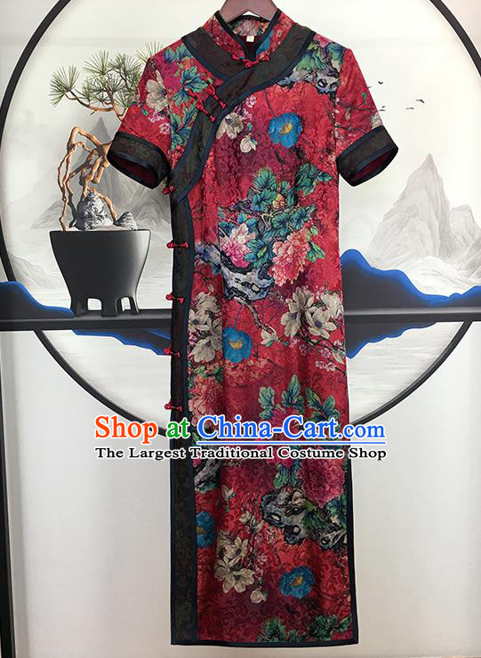 China Traditional Red Gambiered Guangdong Gauze Cheongsam National Printing Peony Silk Qipao Dress Clothing