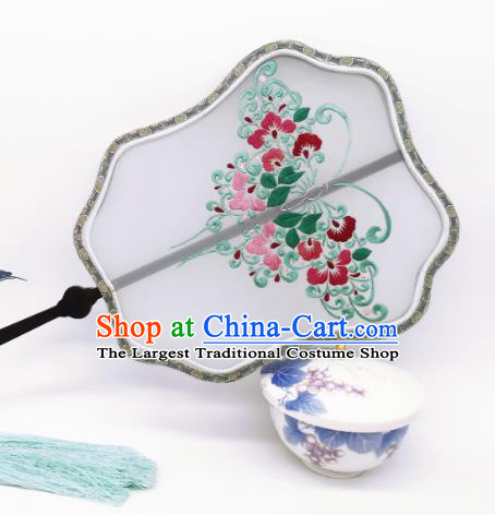 China Traditional Hanfu Fans Suzhou Embroidery Palace Fan Handmade Silk Fan