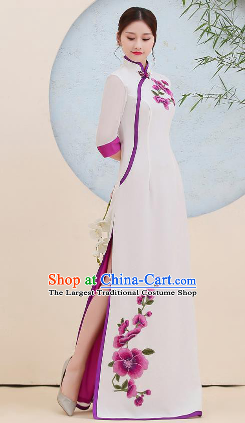 China Embroidery Peach Blossom White Cheongsam Stage Show Clothing Woman Classical Dance Qipao Dress