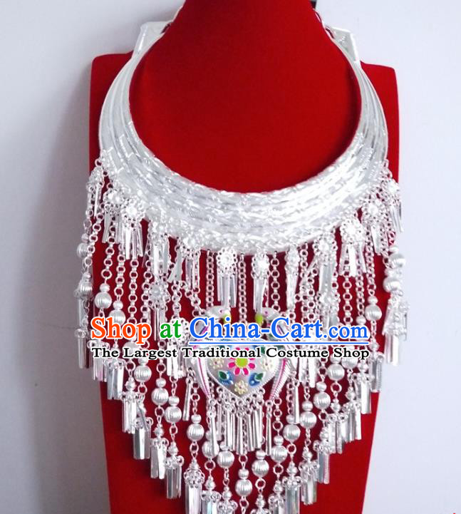 China Traditional Guizhou Ethnic Wedding Necklet Jewelry Miao Nationality Silver Bird Necklace Accessories