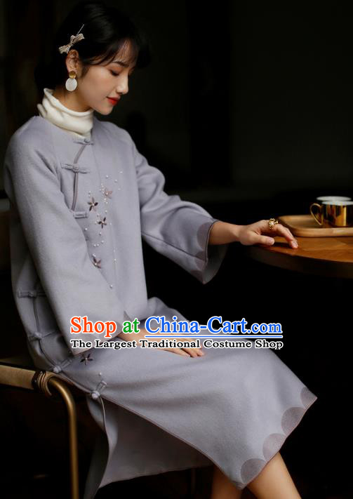 China Winter Purple Woolen Cheongsam Costume Traditional Young Lady Embroidered Qipao Dress