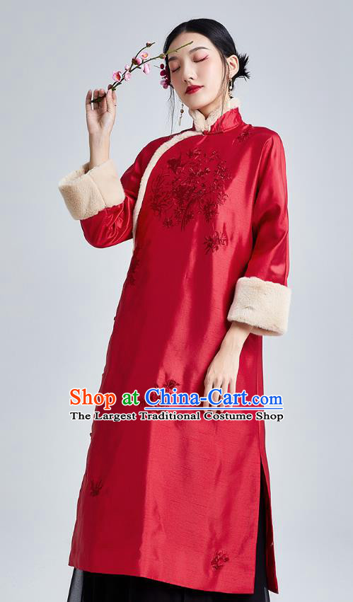 China Classical Embroidered Red Silk Cheongsam Costume Traditional Young Lady Cotton Wadded Qipao Dress