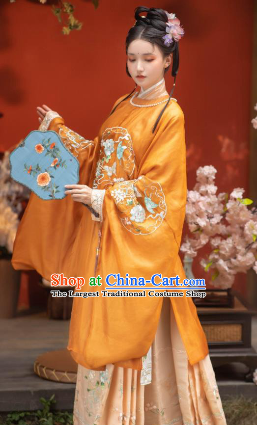 China Traditional Ming Dynasty Embroidered Historical Clothing Ancient Noble Lady Hanfu Dress Apparels