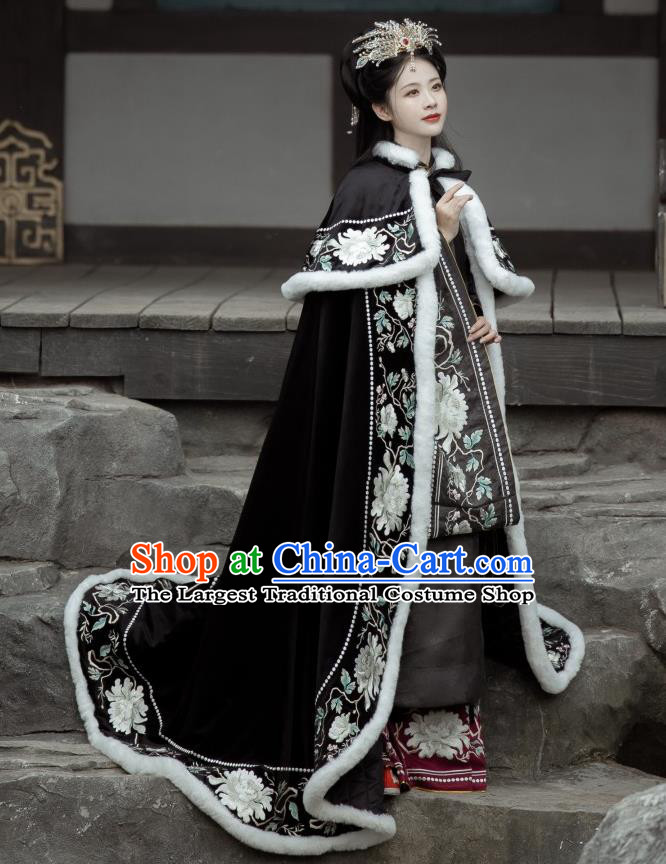 China Ancient Imperial Concubine Embroidered Black Cape Traditional Ming Dynasty Hanfu Cloak Clothing