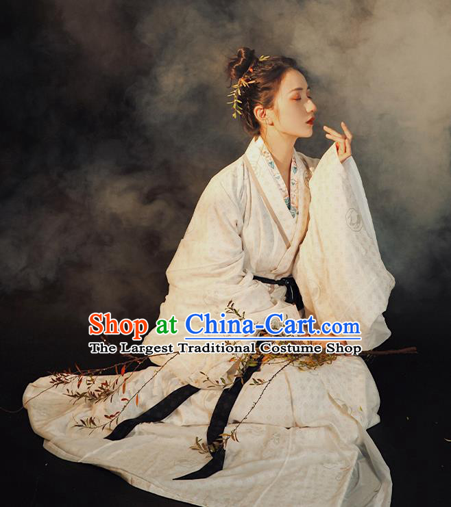 China Traditional Jin Dynasty Swordsman Historical Clothing Ancient Palace Princess White Hanfu Dress