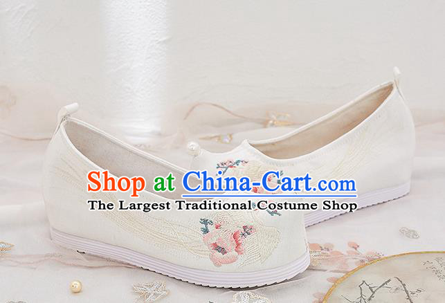 China Traditional Hanfu Bow Shoes Handmade Princess Pearl Shoes National Embroidered Phoenix White Cloth Shoes