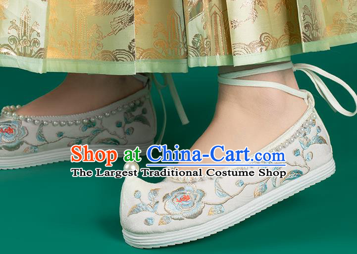 China Handmade Ancient Princess Shoes White Embroidered Shoes Traditional Hanfu Pearls Shoes