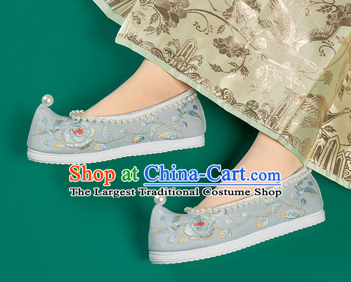 China Traditional Hanfu Pearls Shoes Handmade Ancient Princess Shoes Light Blue Embroidered Shoes