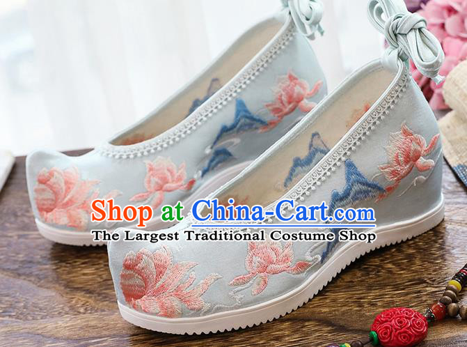 China Handmade Light Blue Cloth Shoes National Woman Shoes Traditional Embroidered Flowers Wedges Shoes