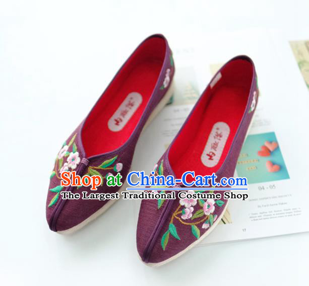 China Traditional Folk Dance Shoes Handmade Purple Cloth Shoes Embroidered Flowers Shoes