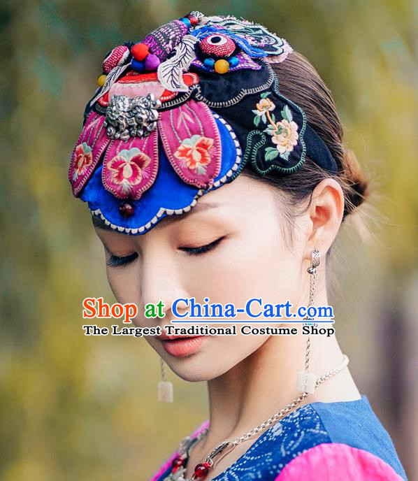 China Traditional Folk Dance Embroidered Blue Hair Clasp Handmade National Silver Headwear