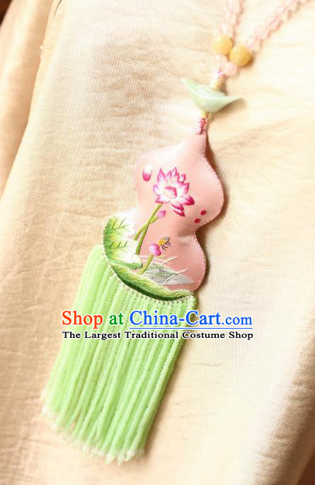 China Handmade Embroidered Pink Gourd Sachet Necklet Accessories Traditional Cheongsam Green Beads Tassel Necklace