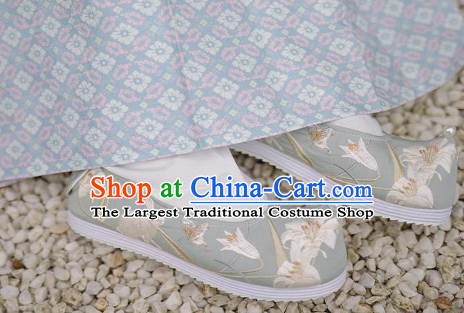 Chinese Traditional Hanfu Shoes Embroidered Rabbit Flowers Shoes Handmade Light Green Cloth Shoes