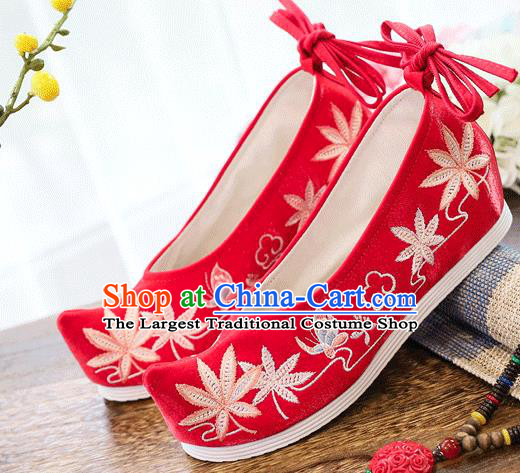 China Traditional National Woman Shoes Embroidered Maple Leaf Shoes Handmade Wedding Red Cloth Shoes