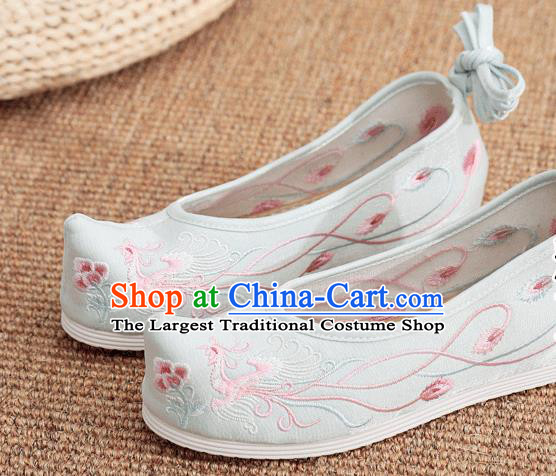 China Embroidered Phoenix Shoes Handmade Bow Shoes Traditional Hanfu Light Blue Shoes