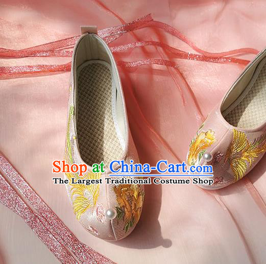 China Classical Embroidered Phoenix Shoes Traditional Ming Dynasty Hanfu Shoes Ancient Princess Pink Shoes