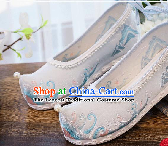 China Traditional Hanfu Embroidered Wave Shoes Handmade Folk Dance Pearls Shoes National Woman Light Blue Shoes